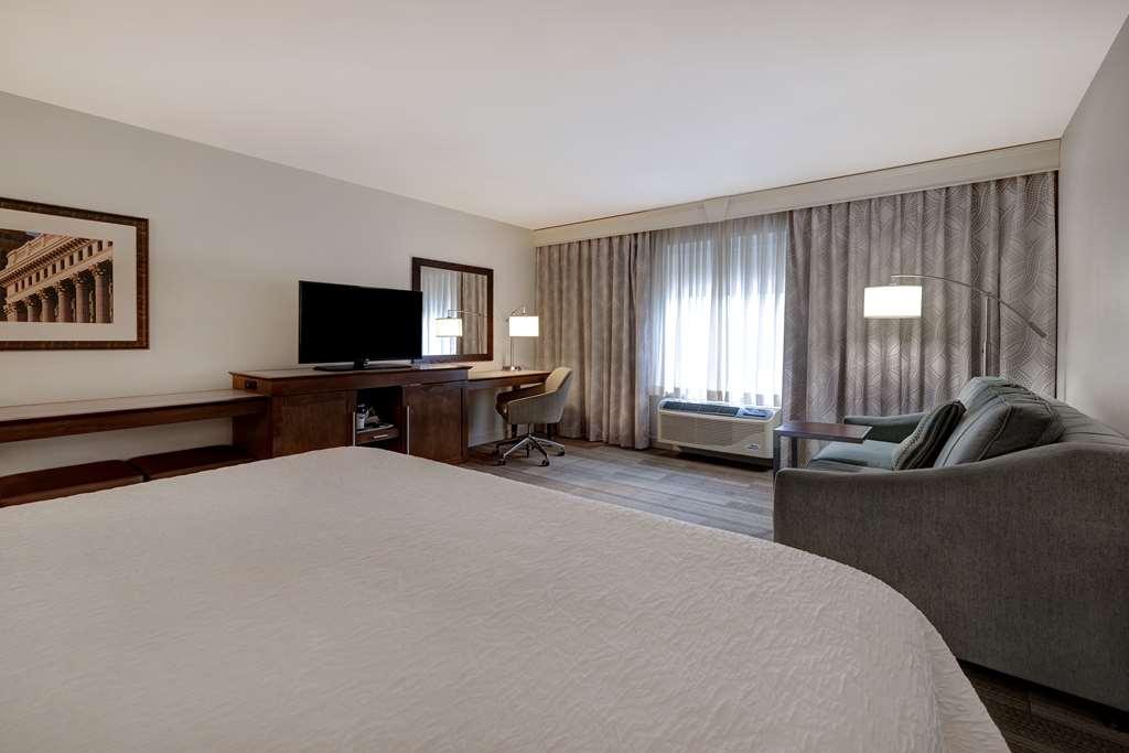 Hampton Inn & Suites Milwaukee West West Allis Rum bild