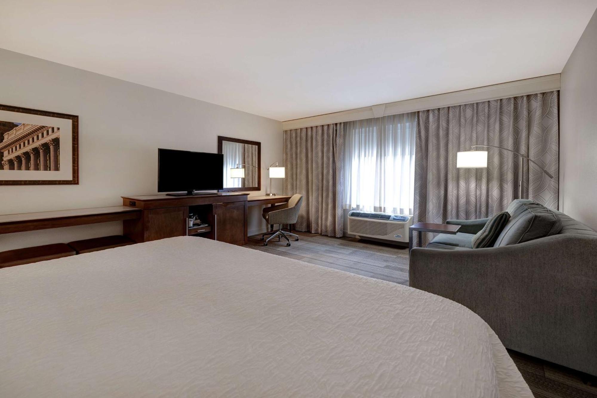 Hampton Inn & Suites Milwaukee West West Allis Exteriör bild