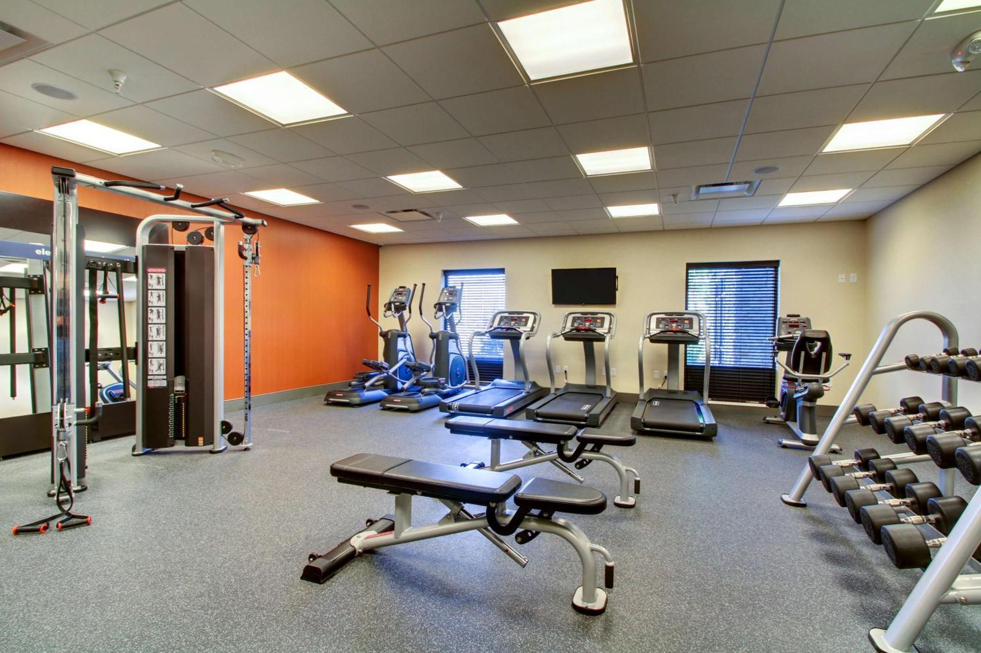 Hampton Inn & Suites Milwaukee West West Allis Exteriör bild